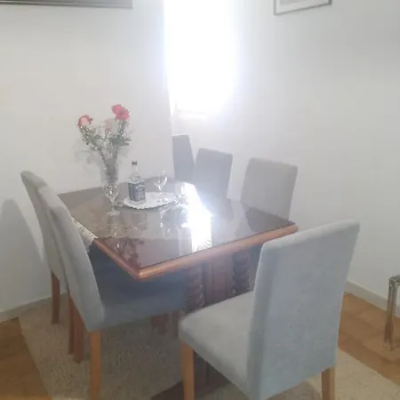 דירה Apartman Melvan